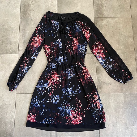 NEW White House black market multi floral sheer chiffon dress size 0 - Picture 6 of 12